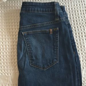 Mid Rise Skinny Ankle Jeans. Joe’s, size W 25.